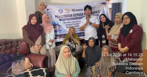 Tim PKM UCM Beri Pelatihan Inovasi Samosa Ikan Tuna di Cambaya