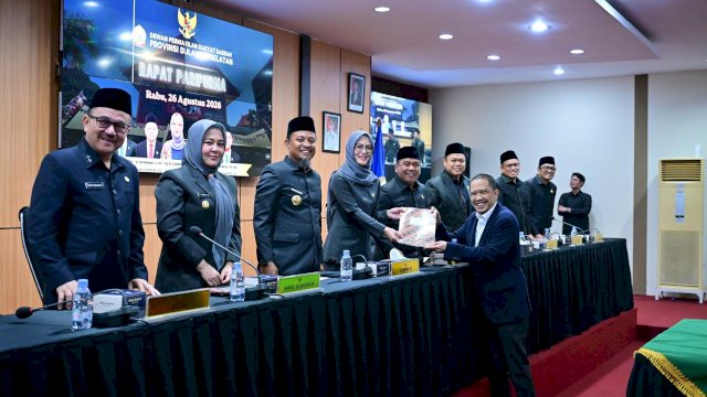 DPRD Sulsel dan Pemprov Sulsel. (Dok. HMS)