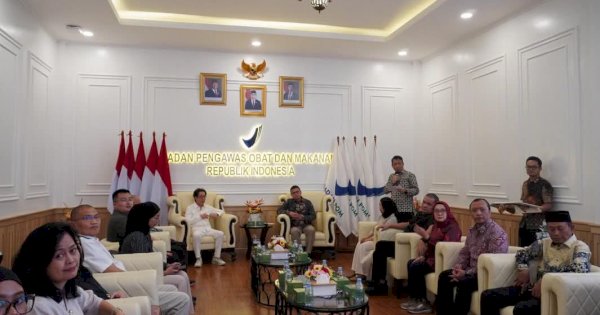 BPOM Peduli Korban Gempa NTT, Taruna Ikrar: Nilai Kepedulian Tak Bisa Diukur dengan Rupiah