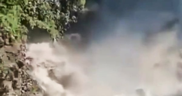 Banjir Bandang Terjang Nepal, Kemlu Tanggapi ini