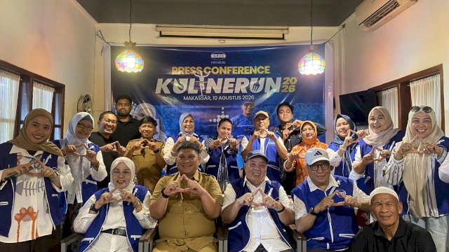 Foto bersama panitia dan pengurus APJI Sulsel. (Dok. Gita/HN)