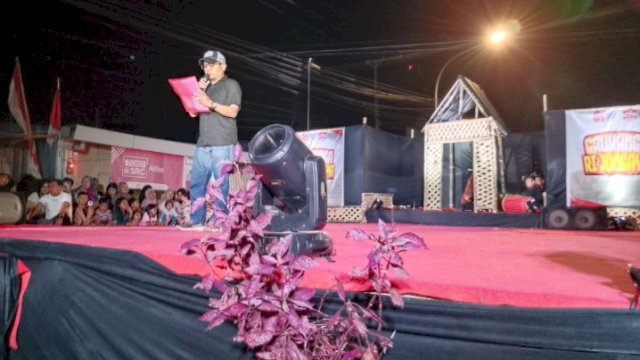 Ketua Umum Panitia Pelaksana Gaukanga Ri Jongaya, Rizal Fachrudin pada penutupan semarak Kemerdekaan RI ke-81. Foto Asrul Harian.News