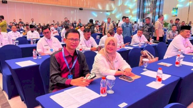 Bupati Sinjai Hj. Ratnawati Arif menghadiri Dialog Otonomi Daerah dalam rangka HUT ke-26 APKASI di Kabupaten Deli Serdang. ||(foto_humaskab) 