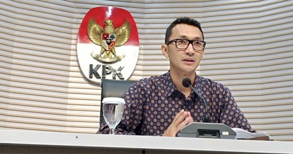 Update KPK OTT Bolaang Mongondow Utara dan 14 Orang Diamankan