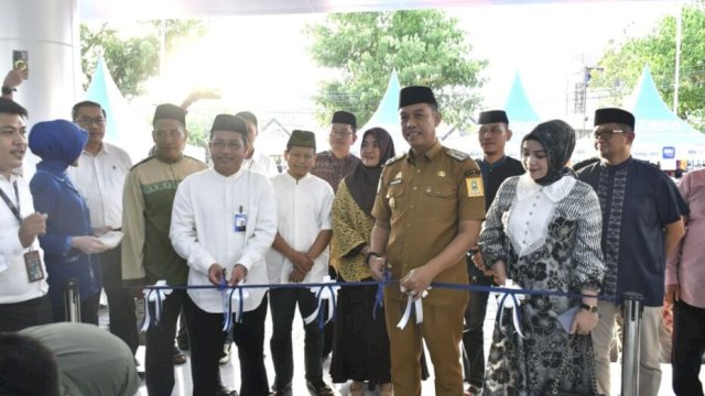 Anggota DPRD Sinjai Misna menghadiri peresmian gedung baru BRI Sinjai sebagai bentuk dukungan terhadap penguatan ekonomi daerah (16/3/2026) ||(Kredit foto: handover) 