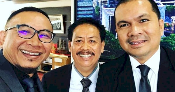 Ferry Curtis dan Diplomasi Balada, Musisi yang Menggerakkan Gerakan Literasi Nasional