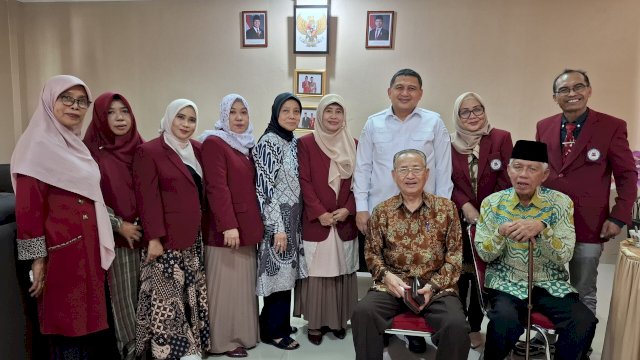 Wali Kota Makassar Munafri Arifuddin bersama jajaran UCM. (Dok. UCM)