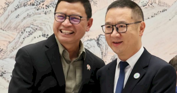 Taruna Ikrar Balikkan Peta Permainan, China Kini Bidik Keunggulan Regulasi Indonesia