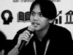 Negara Kalah Telak? Excavator Kembali Menggali Bajo Barat