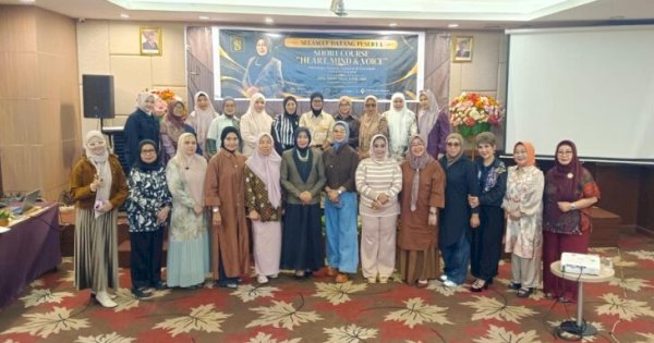 Hadapi Era VUCA dan BANI, IKWI Sulsel Ikuti Pelatihan Penguatan Karakter dan Komunikasi