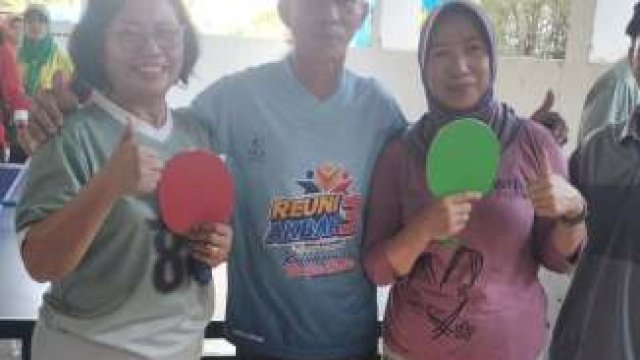 Suasana rangkaian lomba Reuni Akbar III IKA SMPN Bontonompo di Lapangan Bontocaradde, Gowa ||(handover_yoz@harian.news) 