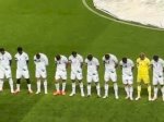 Hadapi Israel, Pemain Timnas Irlandia Pakai Pita Hitam