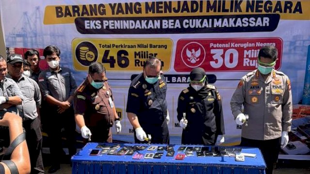 Suasana pemusnahan barang bukti hasil sitaan negera oleh Bea Cukai Makassar, Selasa (29/9/2026). Dok HN