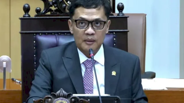Ketua Komisi III DPR RI Habiburokhman saat rapat daring bersama Pusat Kajian Anti Korupsi UGM di kompleks parlemen, Jakarta, Senin (14/9/2026). (Humas Sekretariat Jenderal DPR RI)
