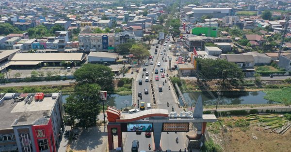 MYP Sulsel Tuntaskan Jalan Aroepala Bertahap, 800 Meter Disiapkan untuk Aspal Lapis Kedua