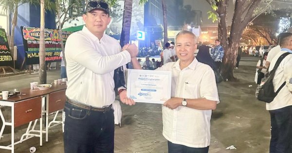 Lukman Setiawan Raih Penghargaan di Momen Dies Natalis Unibos ke-40 Tahun