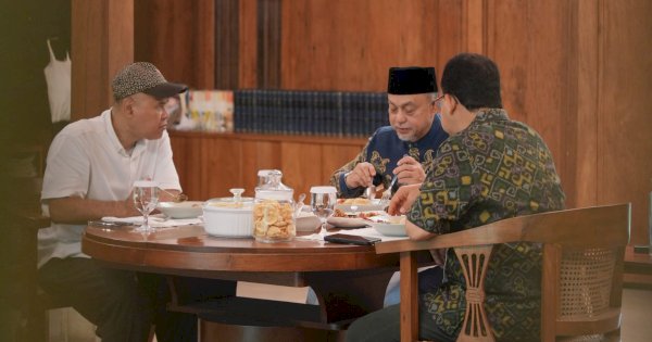 Tamsil Linrung Sarapan Pagi di Pendopo Anies Baswedan
