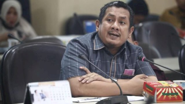 Ketua Komisi C DPRD Kota Makassar, Azwar Rasmin. Foto HN
