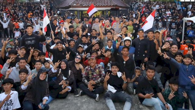 Kapolda Sulawesi Selatan Irjen Pol. Dr. M. Awal Chairuddin didampingi Kabid Humas Polda Sulsel Kombes Pol. Didik Supranoto menyampaikan apresiasi atas pelaksanaan aksi penyampaian pendapat di muka umum yang berlangsung kondusif di Sulawesi Selatan, Rabu (28/10/2026). Dok HN