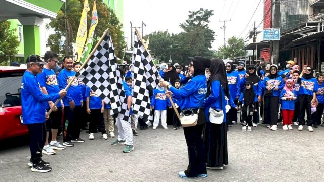 Pelaksanaan jalan sehat  Al Azhar Festival. (Dok. HN)
