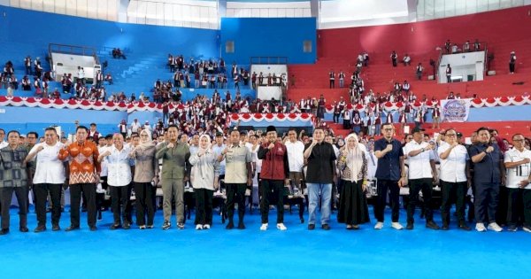 Wali Kota Makassar Dampingi Mensos RI Luncurkan Gerakan Peduli Tetangga